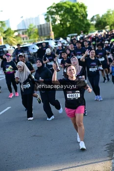 Runner Photo 1631330