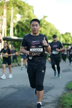 Runner Photo 1631332