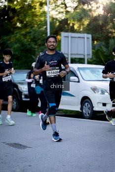 Runner Photo 1631337
