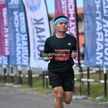 Runner Photo 1631385