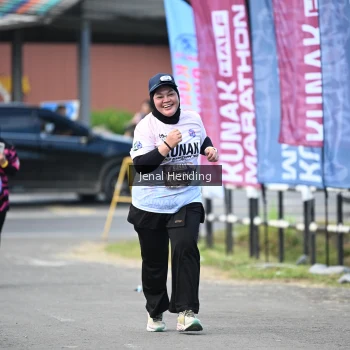 Runner Photo 1631391