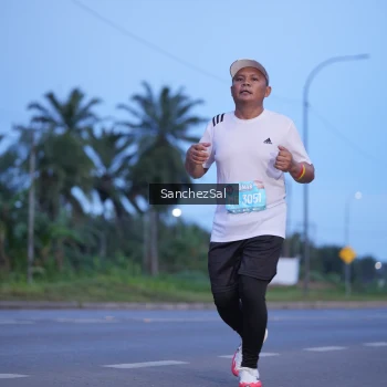 Runner Photo 1631469