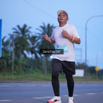 Runner Photo 1631471