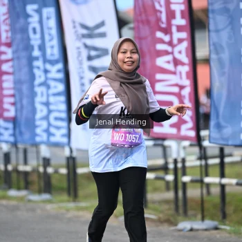 Runner Photo 1631515
