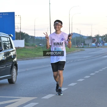 Runner Photo 1631542
