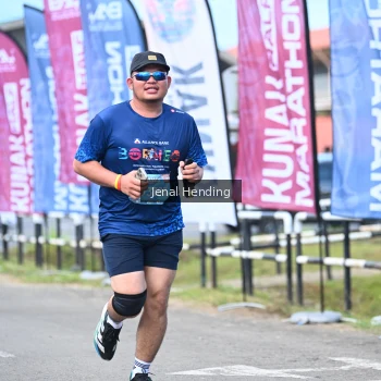 Runner Photo 1631552