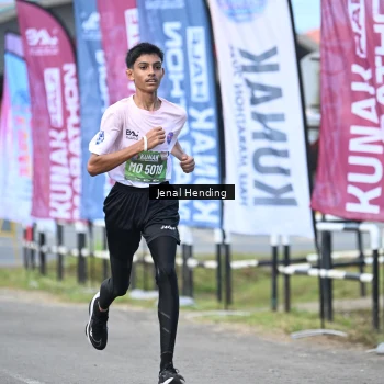 Runner Photo 1631602