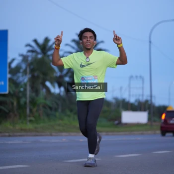 Runner Photo 1631615