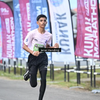 Runner Photo 1631616