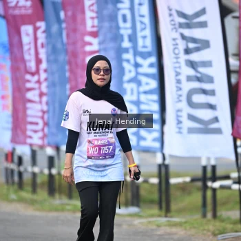 Runner Photo 1631738