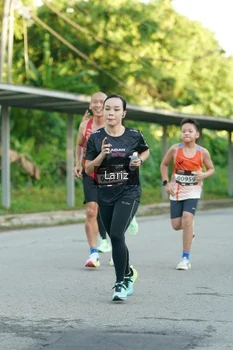 Runner Photo 1631855