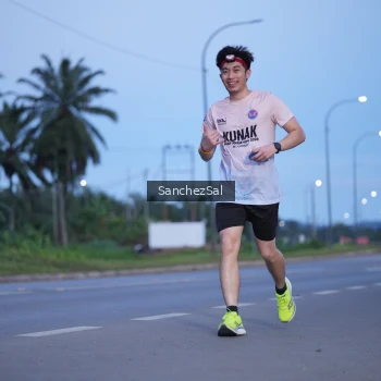 Runner Photo 1631860