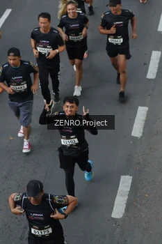 Runner Photo 1631874