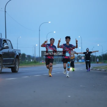 Runner Photo 1631882