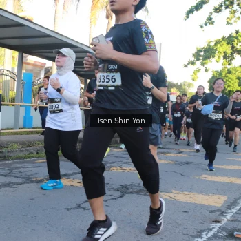 Runner Photo 1631937