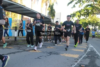 Runner Photo 1632000