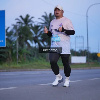 Runner Photo 1632036