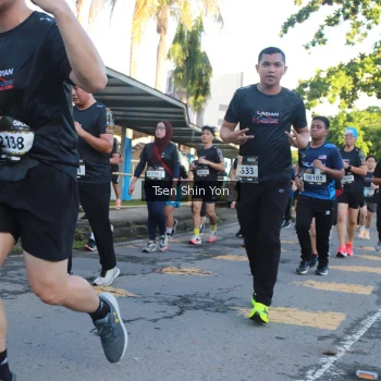 Runner Photo 1632081