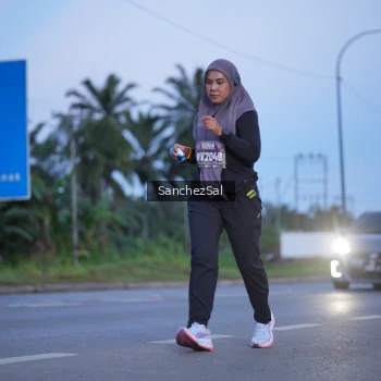 Runner Photo 1632082