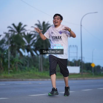 Runner Photo 1632182