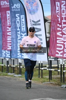 Runner Photo 1632296