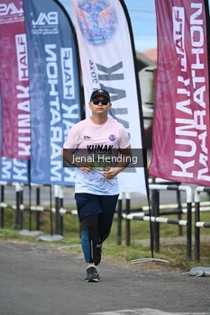 Runner Photo 1632299