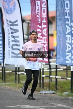 Runner Photo 1632312
