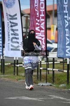 Runner Photo 1632332