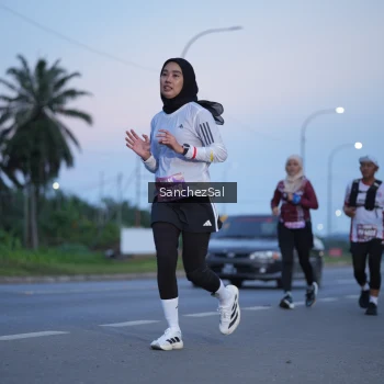 Runner Photo 1632352