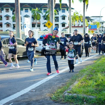 Runner Photo 1632368