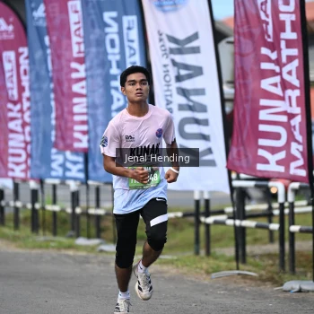 Runner Photo 1632389