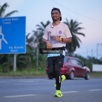 Runner Photo 1632472