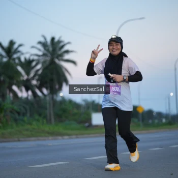 Runner Photo 1632673