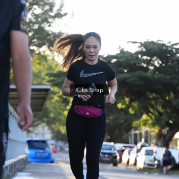Runner Photo 1632741