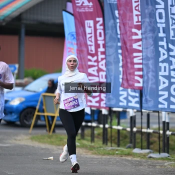 Runner Photo 1632742