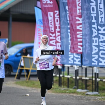 Runner Photo 1632748