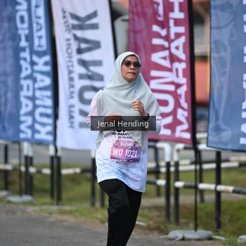 Runner Photo 1632771