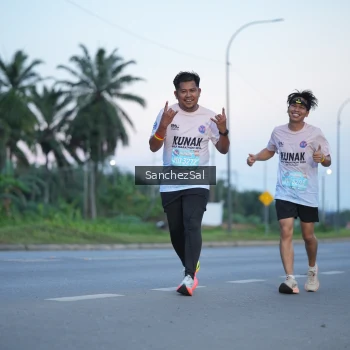 Runner Photo 1632793