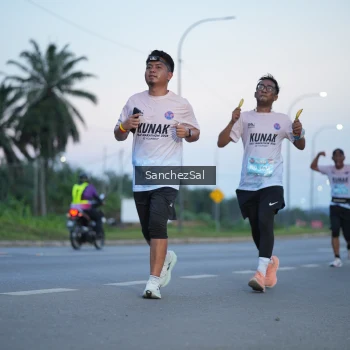 Runner Photo 1632832