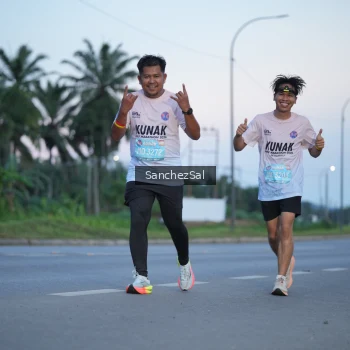 Runner Photo 1632833