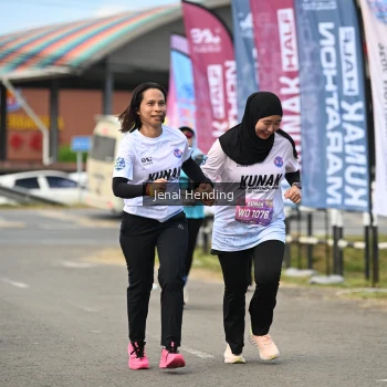 Runner Photo 1632834
