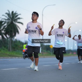Runner Photo 1632846