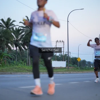 Runner Photo 1632878