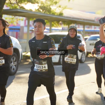Runner Photo 1633036
