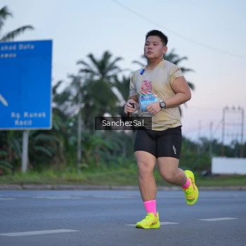 Runner Photo 1633069