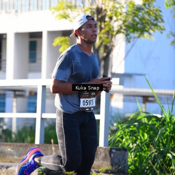 Runner Photo 1633075