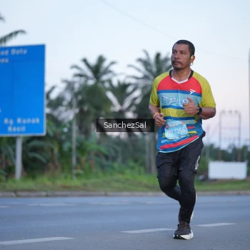 Runner Photo 1633081