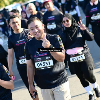Runner Photo 1633085