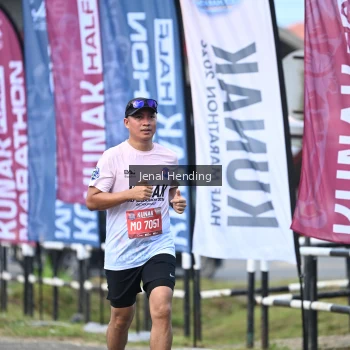 Runner Photo 1633090