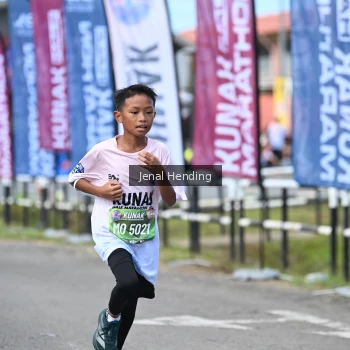 Runner Photo 1633109